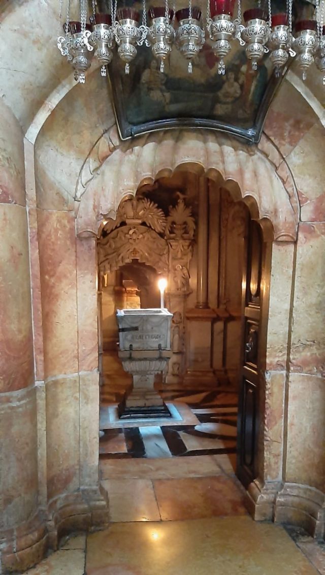 Jérusalem - Portail du Saint-Sépulcre dans l'église du Saint-Sépulcre.
