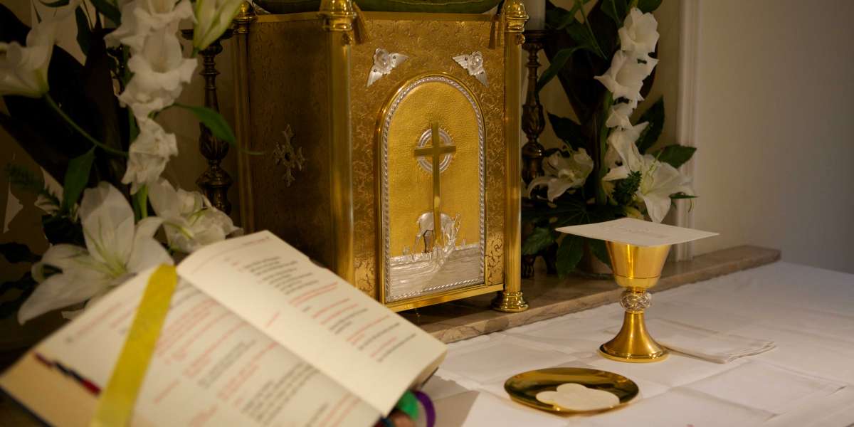 L’Eucharistie est le don le plus grand que le Seigneur ait pu nous offrir, le don de Lui-même.